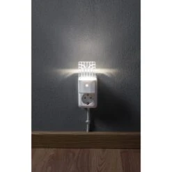 Airam Ava Yövalo Hämärätunnistimella -Airam Halpakauppa 6435200257383 3